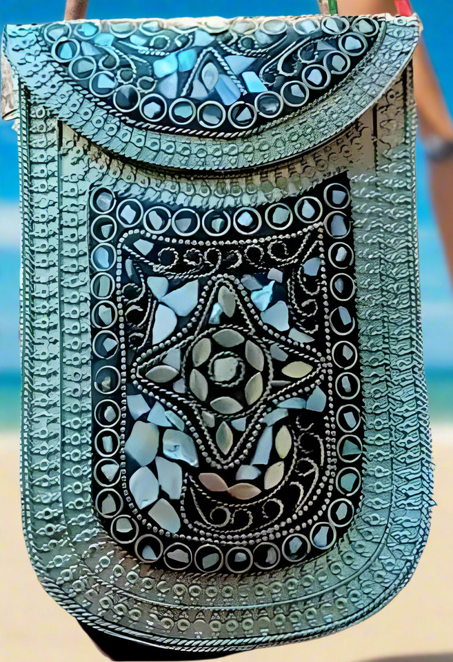 Afghani Metal Clutch